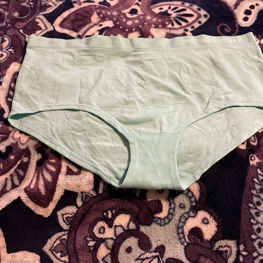 NWT Victoria’s Secret Set of 2 Panties Sz XL‎